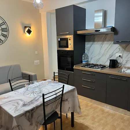 Newport * Marsalforn